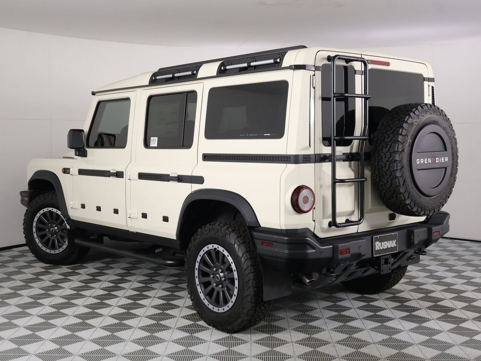 New 2026 INEOS Grenadier Station Wagon AWD/4WD image 3