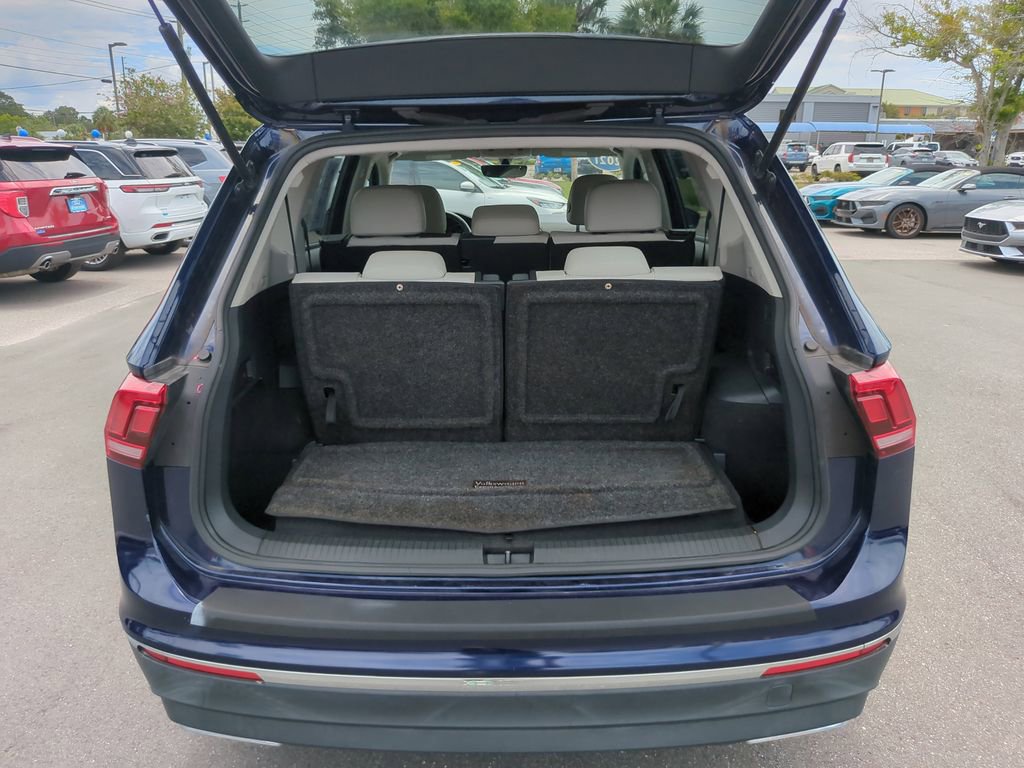 Used 2021 Volkswagen Tiguan SE FWD image 14