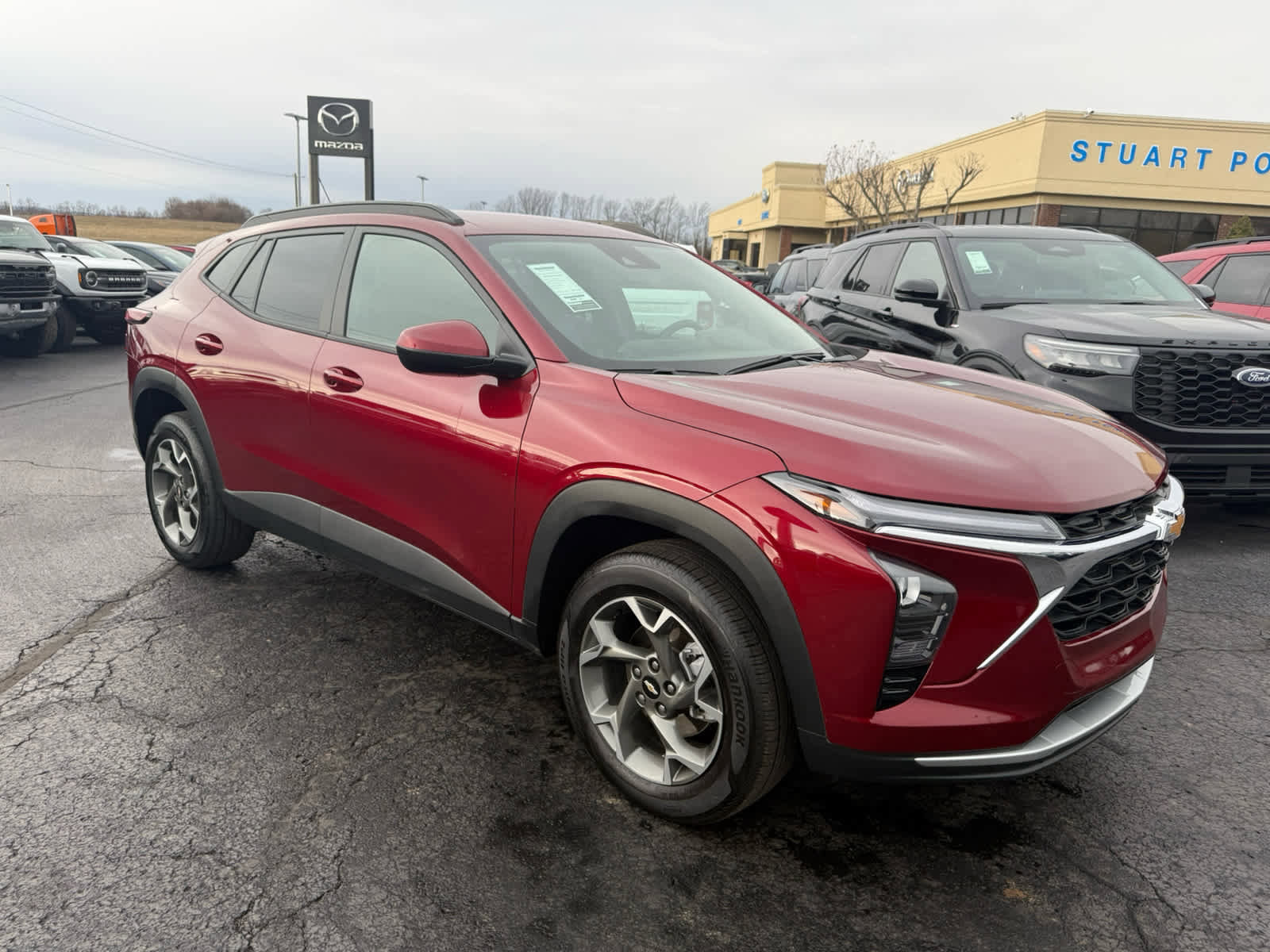 Used 2025 Chevrolet Trax LT w/ LT Convenience Package image 1