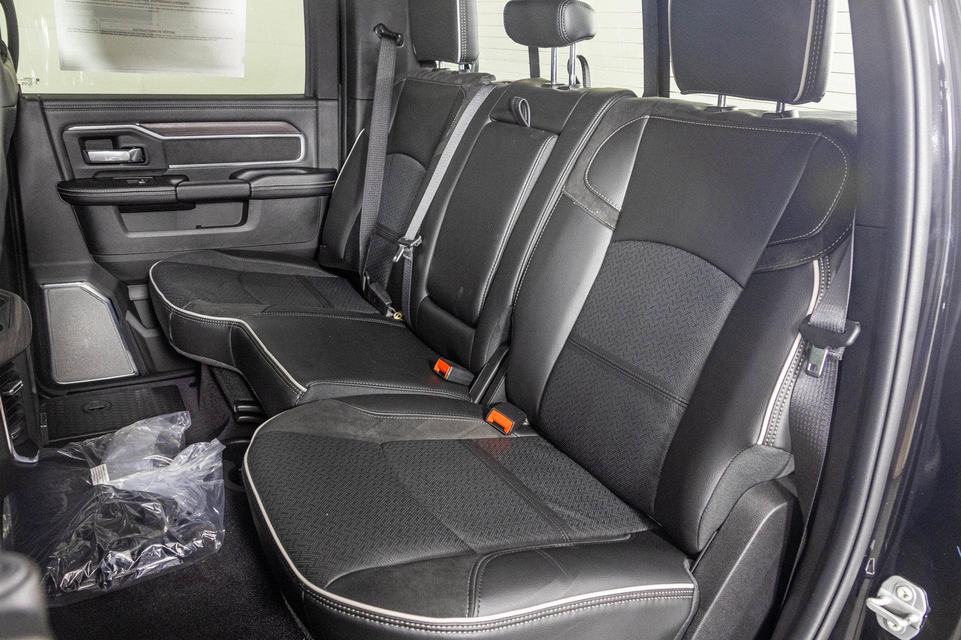 New 2026 RAM 3500 Laramie AWD/4WD image 43