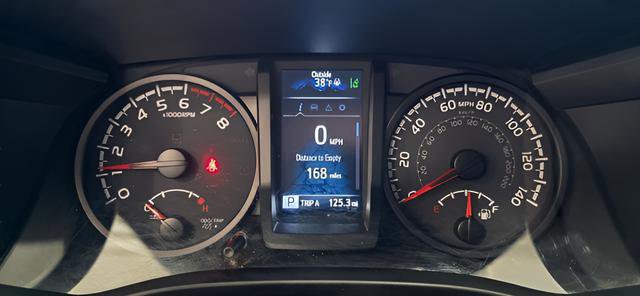 Used 2021 Toyota Tacoma SR AWD/4WD image 16