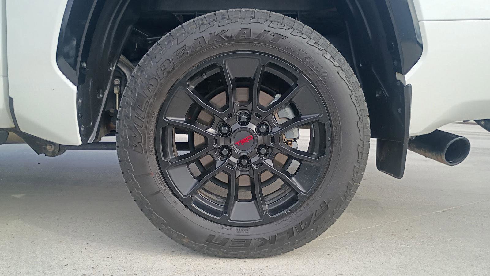 Used 2025 Toyota Tundra Platinum w/ TRD Off-Road Package image 21