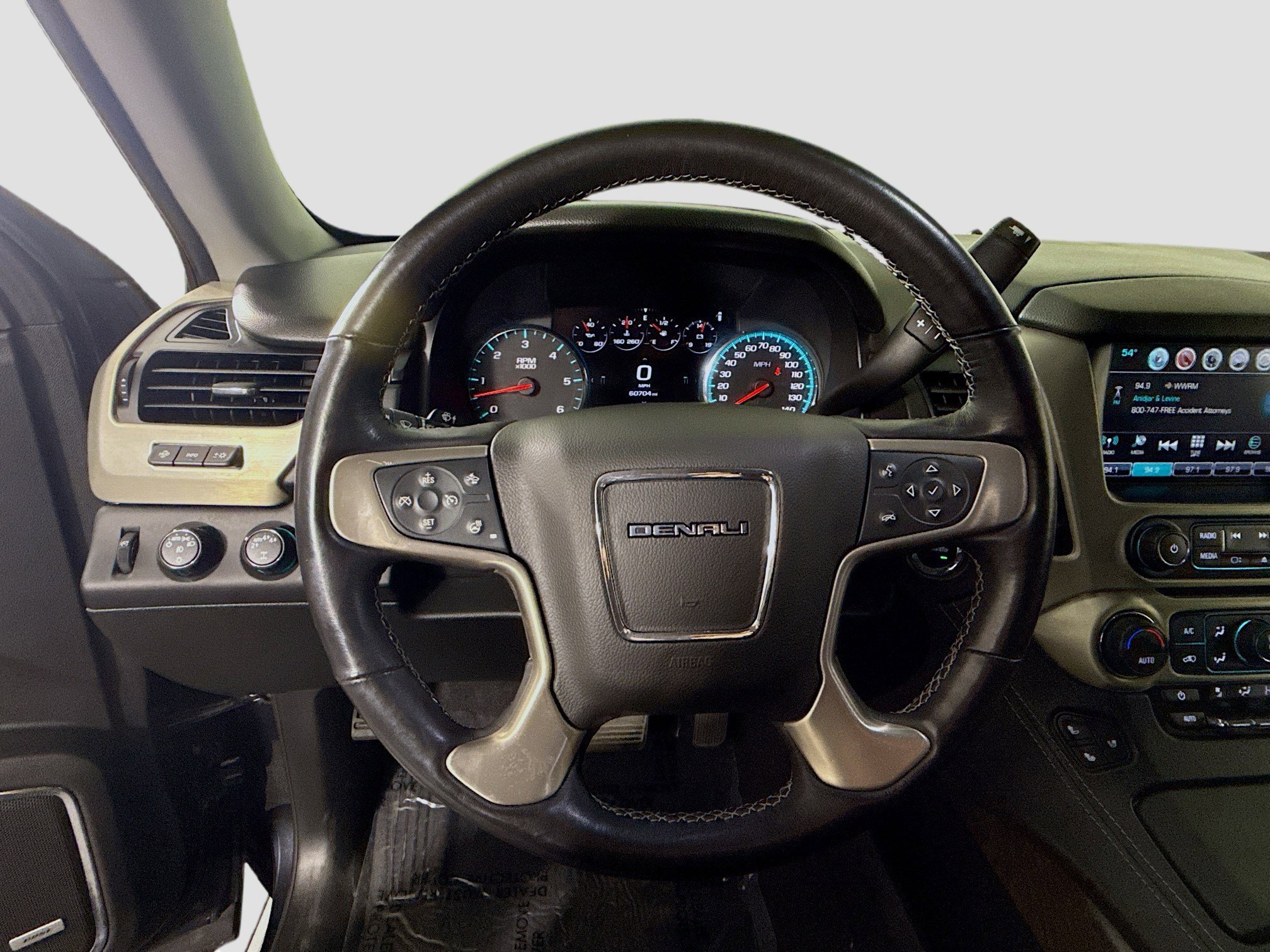 Used 2020 GMC Yukon Denali w/ Denali Ultimate Package image 13