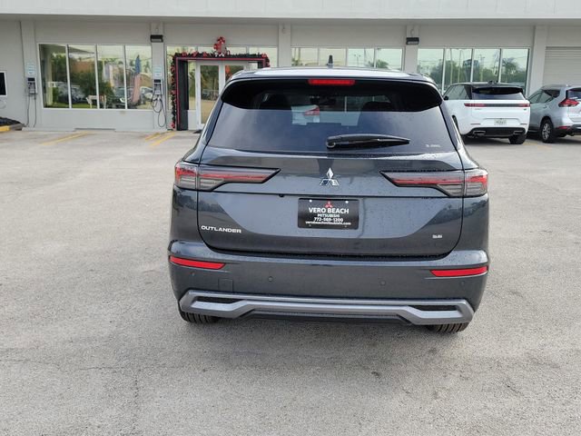New 2026 Mitsubishi Outlander SE image 5