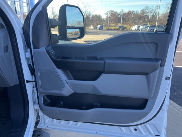 Used 2023 Ford F350 XL w/ Snow Plow Prep Package image 23