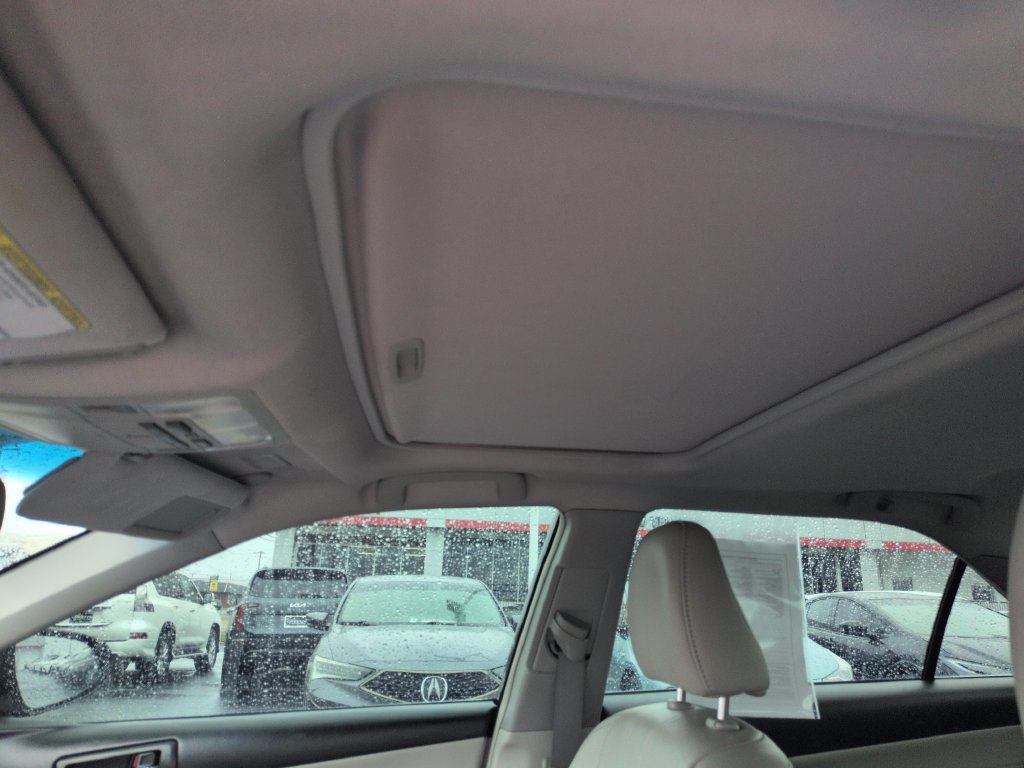 Used 2014 Toyota Camry XLE w/ Leather Package FWD image 22