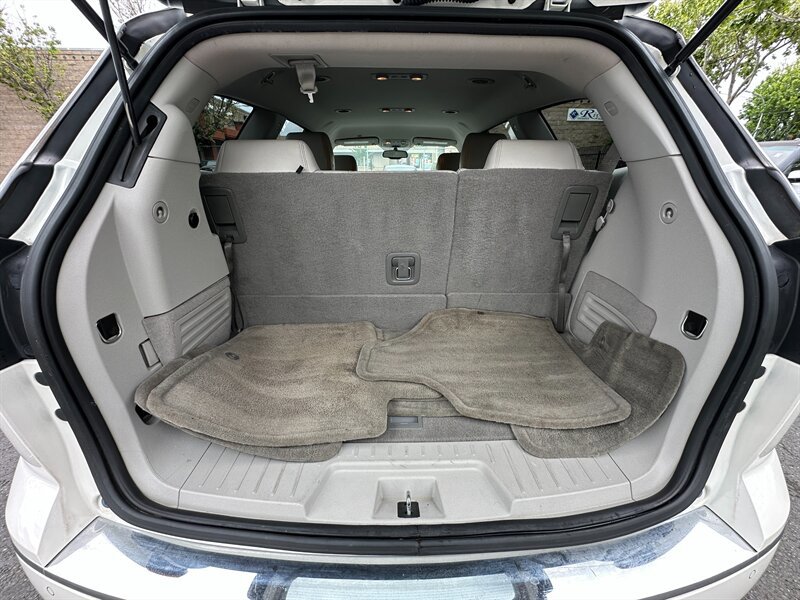 Used 2015 Buick Enclave Leather FWD image 11