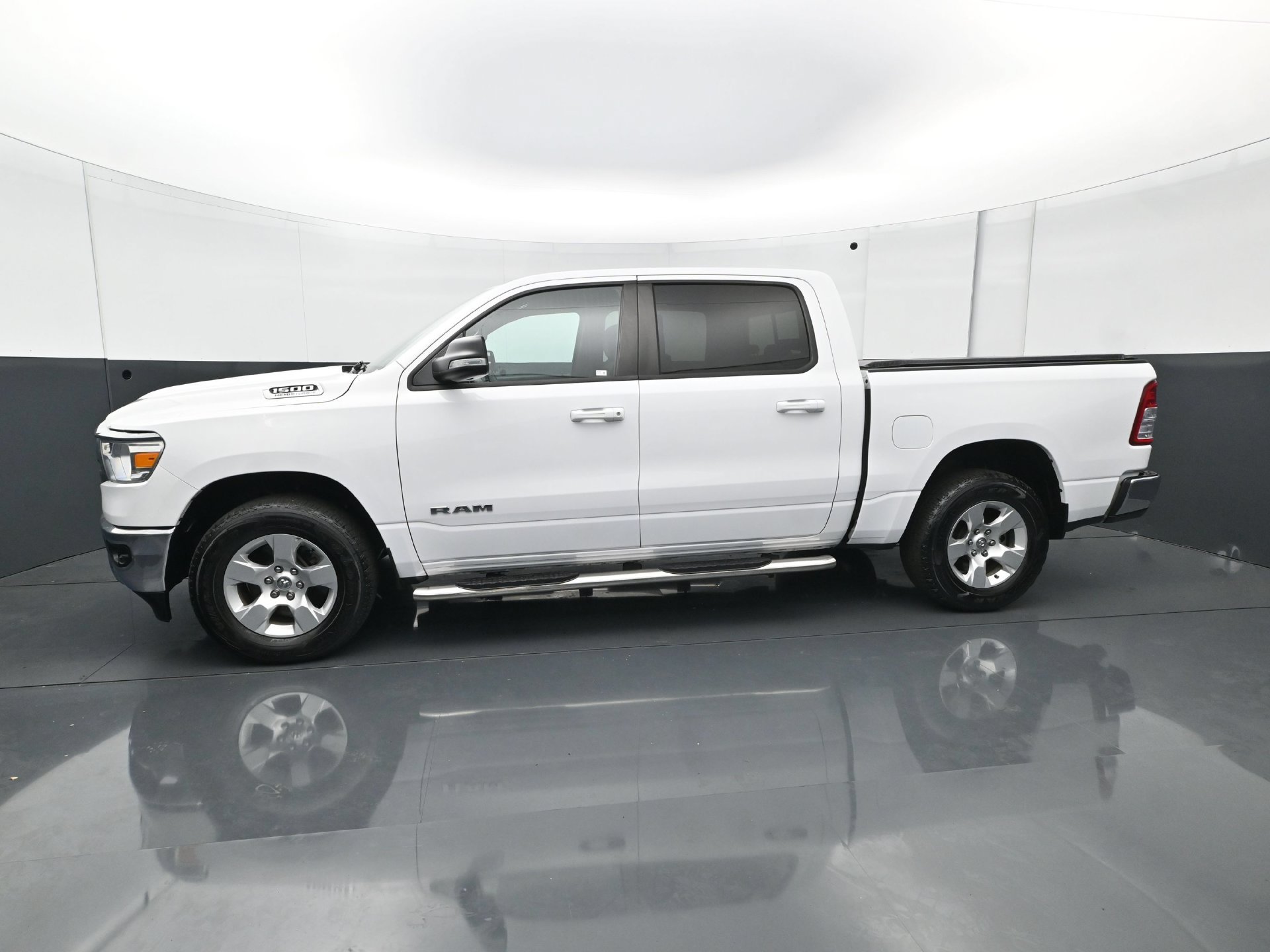 Used 2021 RAM 1500 Big Horn AWD/4WD image 3