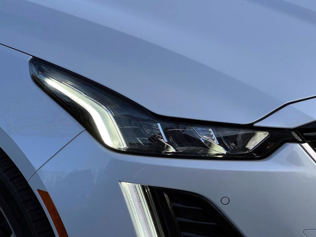 Used 2023 Cadillac CT5 Luxury image 10