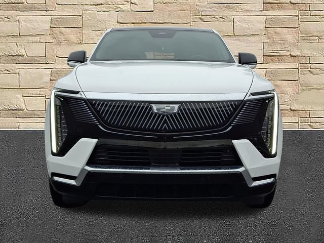 Certified 2025 Cadillac Escalade IQ Luxury 2 w/ LPO, Premium Carpet Package AWD/4WD image 5