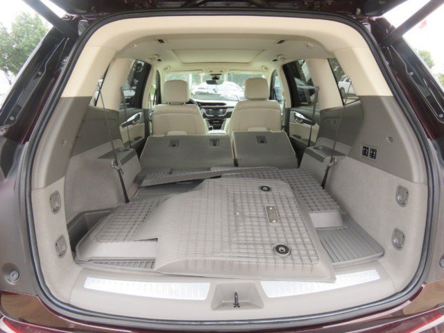 Used 2020 Cadillac XT6 Premium Luxury FWD image 11