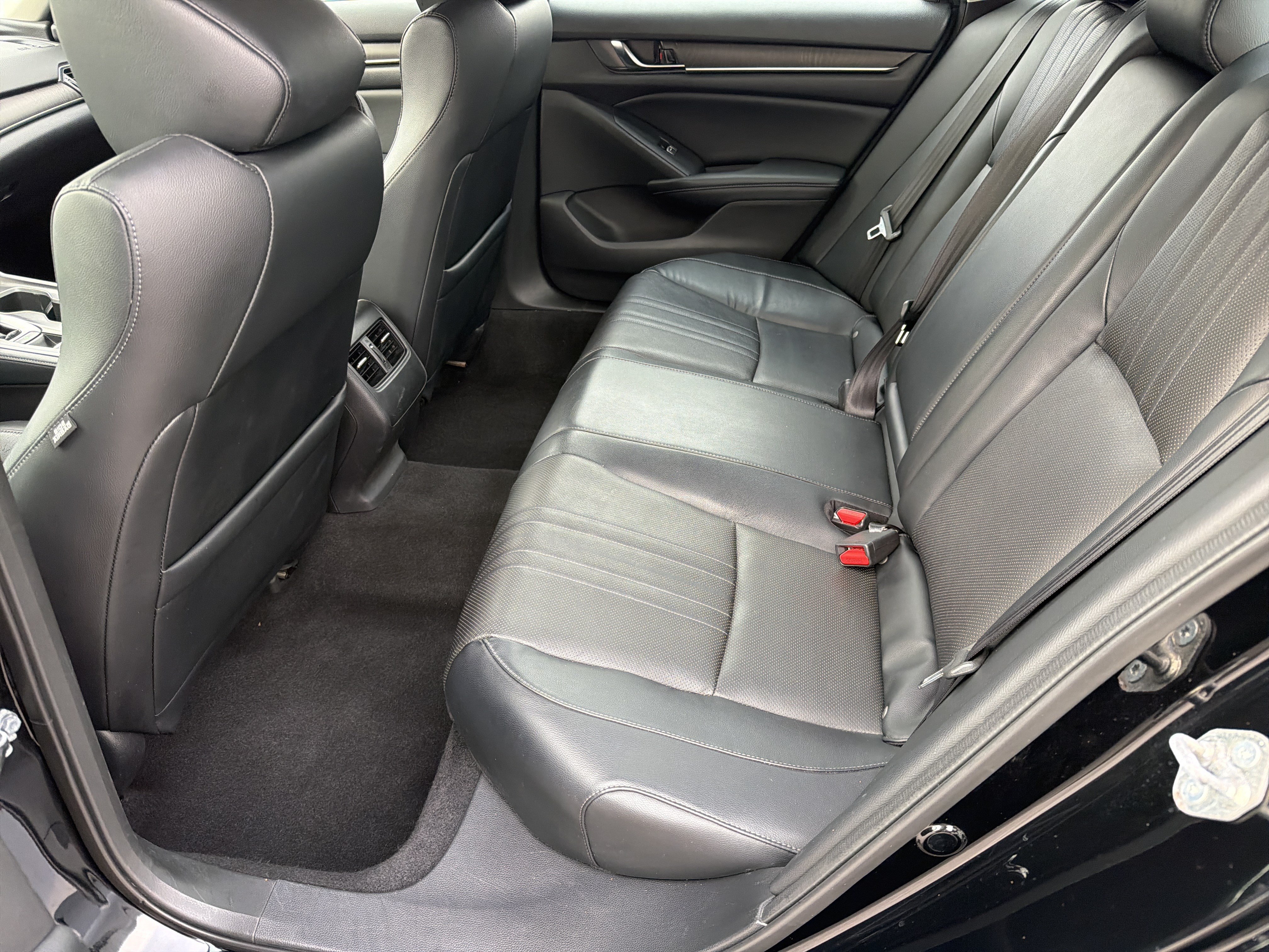 Used 2018 Honda Accord EX-L image 20