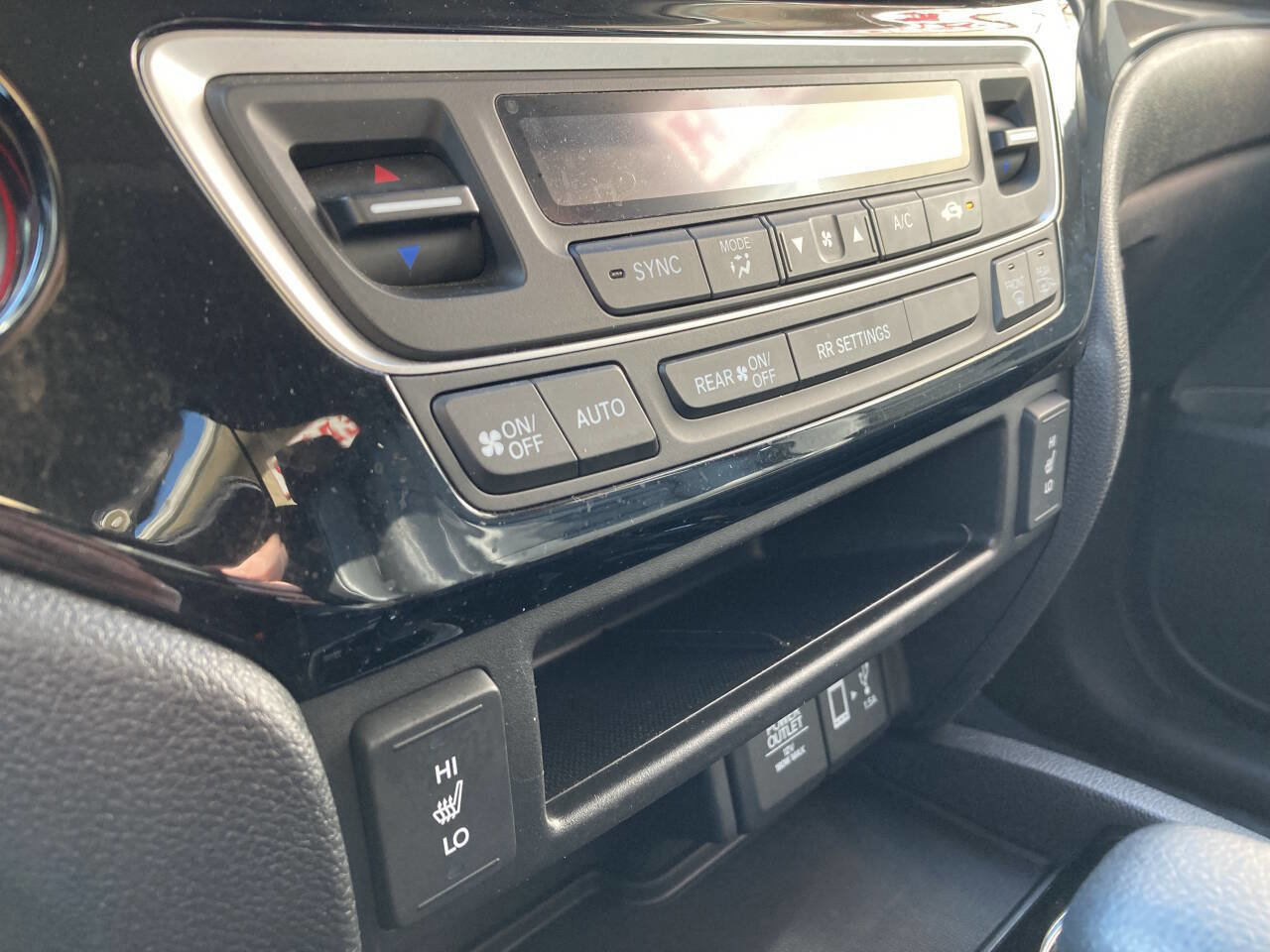 Used 2018 Honda Ridgeline RTL-E image 30