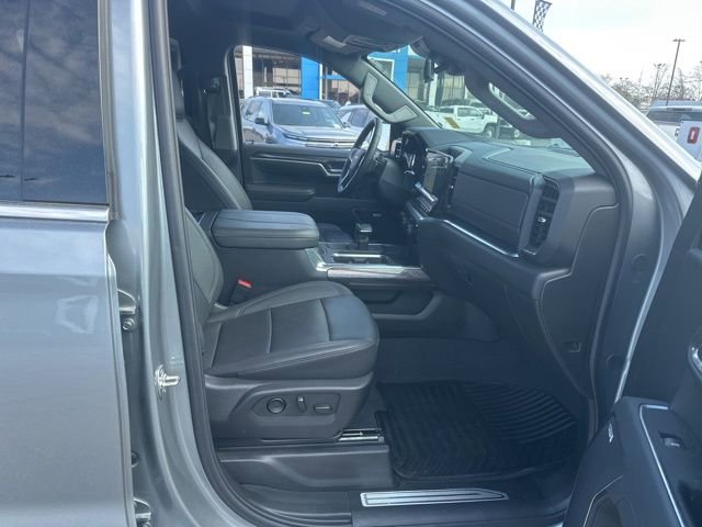 Used 2025 Chevrolet Silverado 1500 LTZ w/ Z71 Off-Road Package image 32