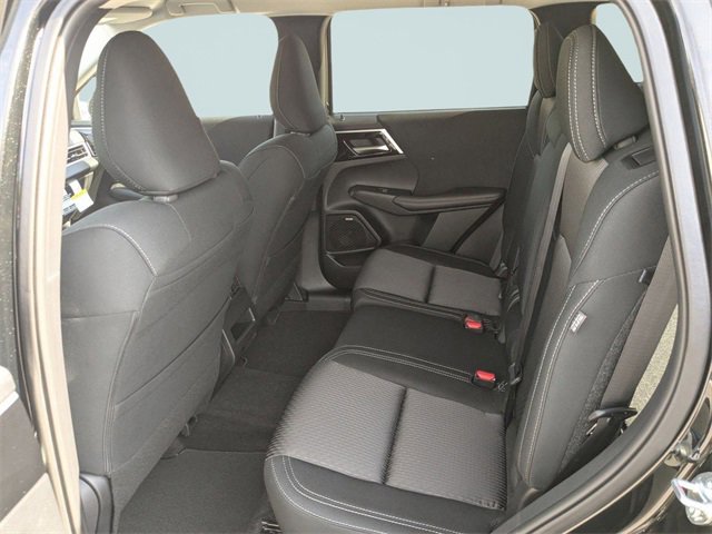New 2026 Mitsubishi Outlander ES image 13