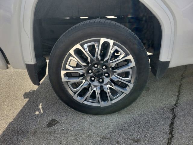 Used 2025 GMC Sierra 1500 Denali Ultimate image 6