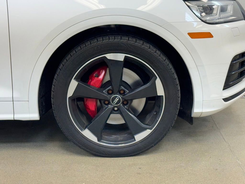 Used 2020 Audi SQ5 Premium Plus w/ Premium Plus Package image 4