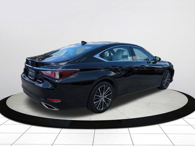 Certified 2023 Lexus ES 350 w/ Premium Package image 4