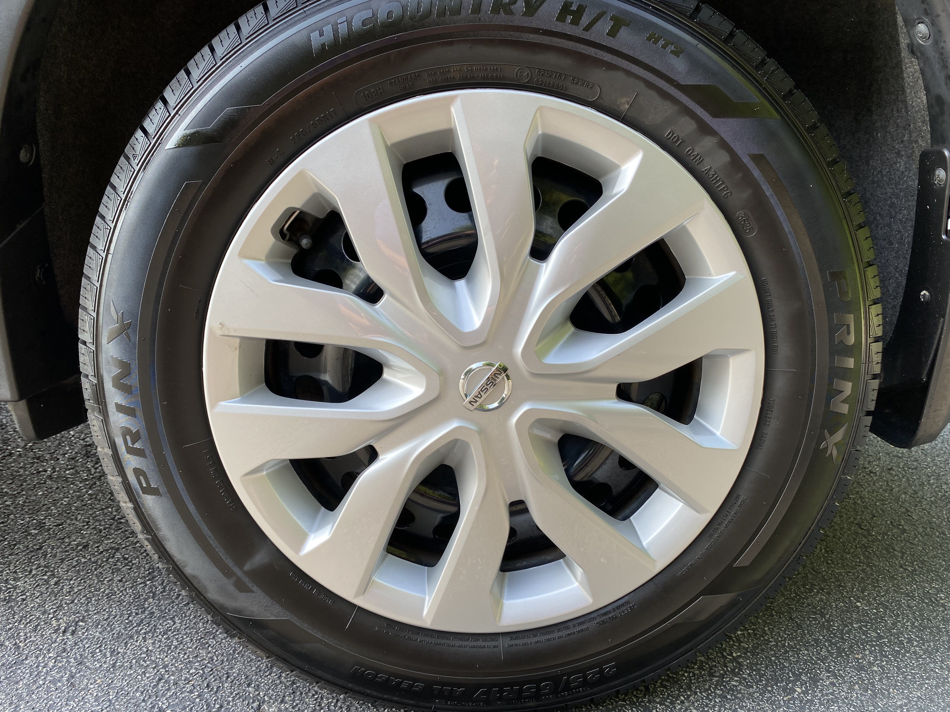 Used 2020 Nissan Rogue S AWD/4WD image 40