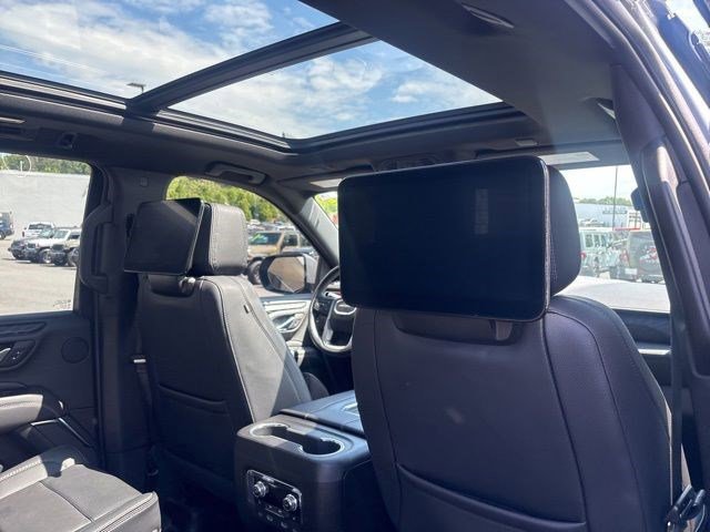 Used 2023 GMC Yukon Denali w/ Denali Reserve Package AWD/4WD image 19