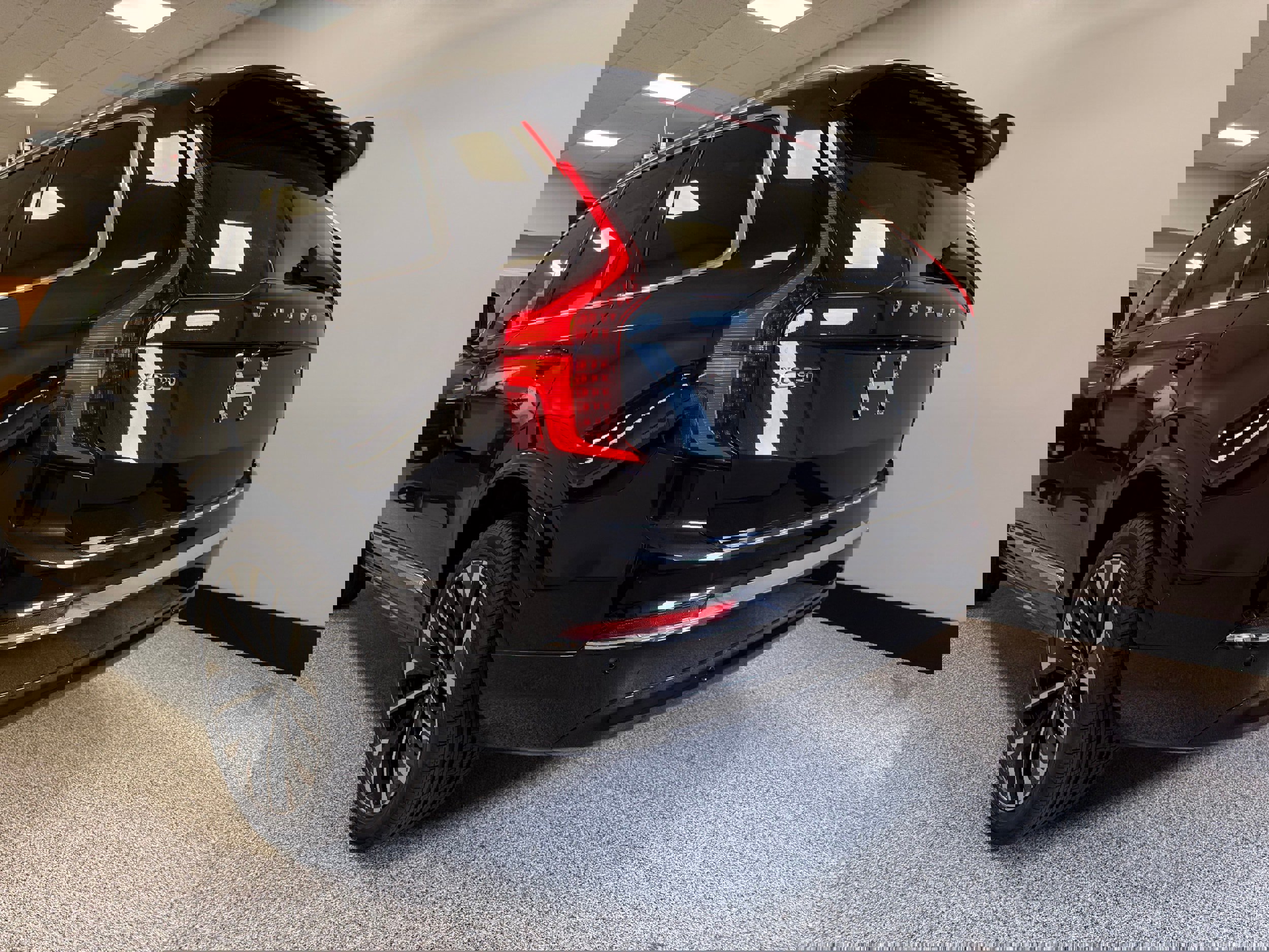 New 2026 Volvo XC90 B6 Ultra w/ Protection Package Premier image 11