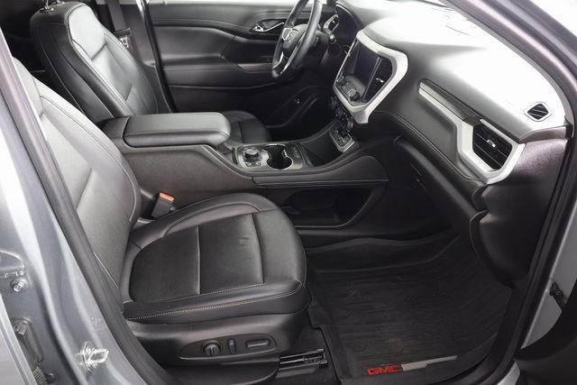 Used 2023 GMC Acadia SLT w/ Elevation Edition image 25
