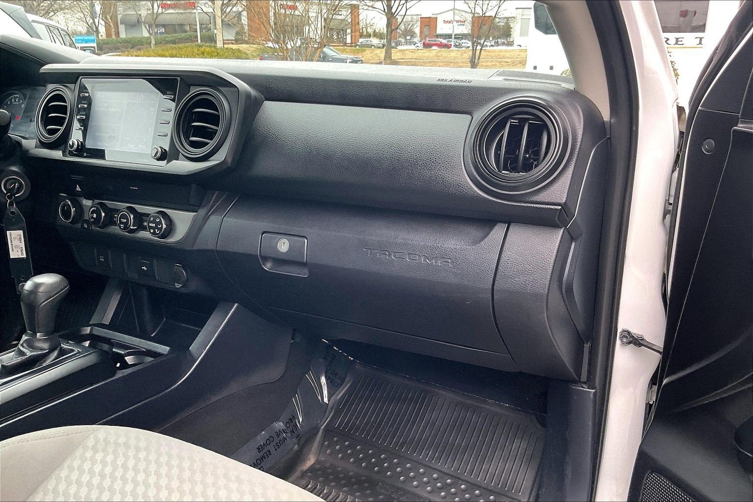 Used 2020 Toyota Tacoma SR AWD/4WD image 14