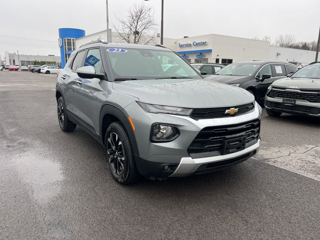 Used 2023 Chevrolet TrailBlazer LT AWD/4WD image 7
