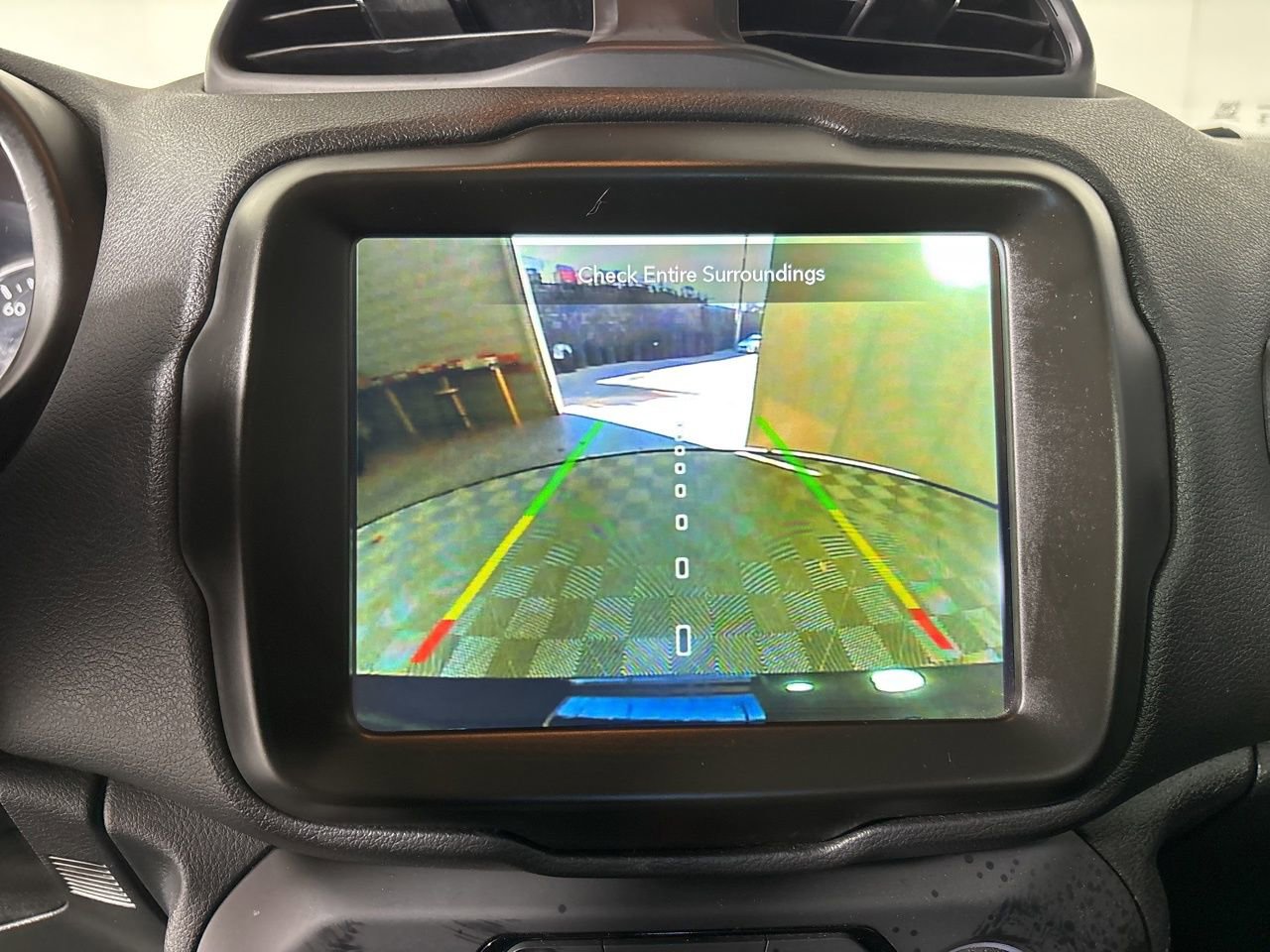 Used 2023 Jeep Renegade Altitude w/ Sun/Sound Group image 16