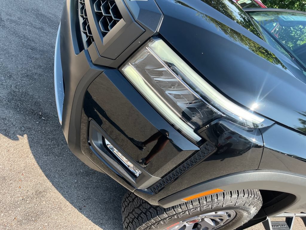 Certified 2025 Nissan Frontier PRO-4X AWD/4WD image 33