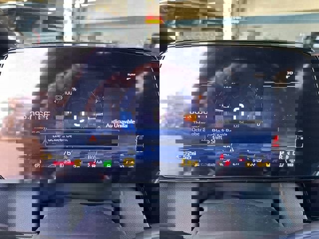 New 2026 Chevrolet Equinox EV RS image 15