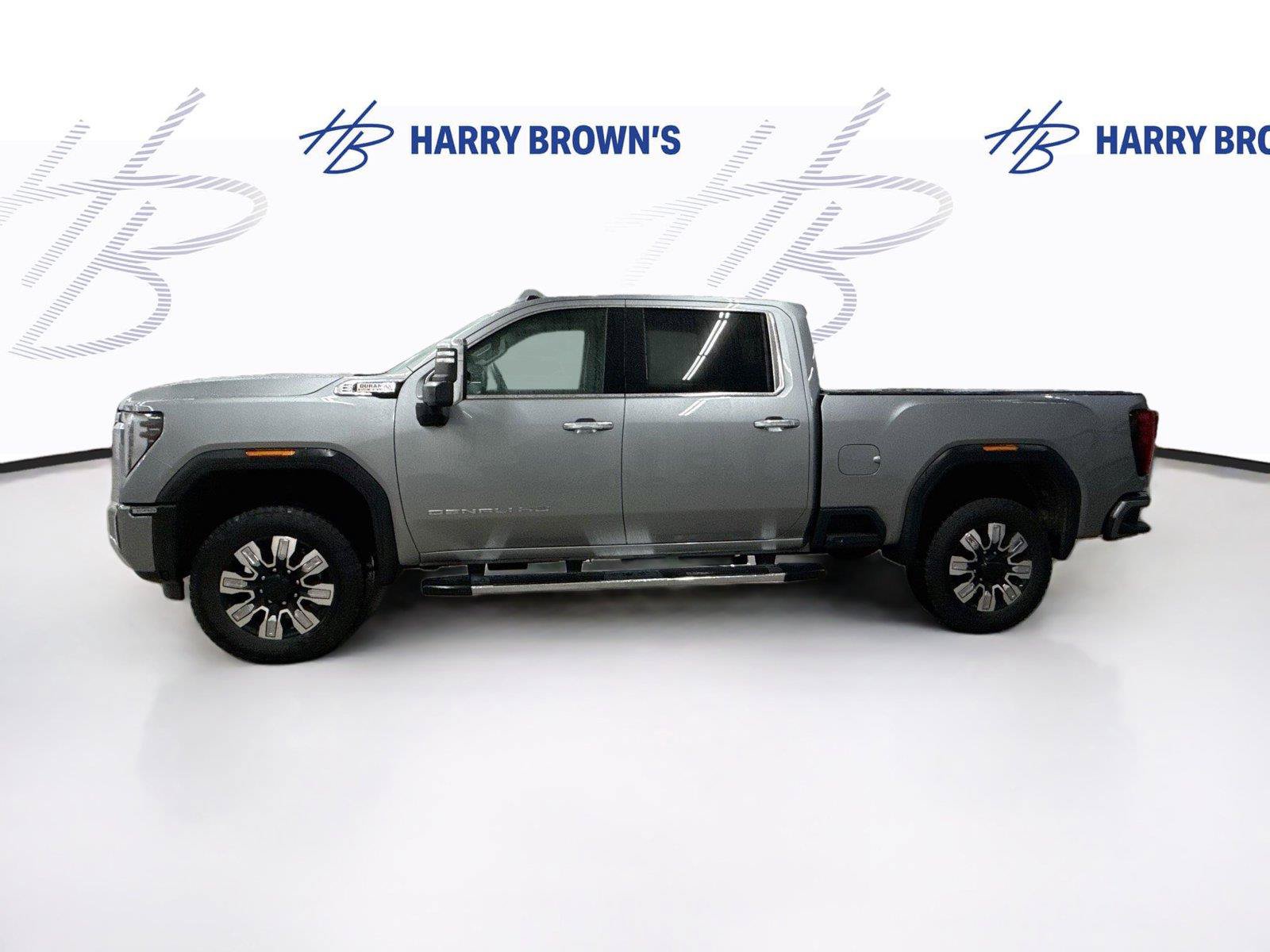 Used 2024 GMC Sierra 3500 Denali w/ Denali Reserve Package AWD/4WD image 7