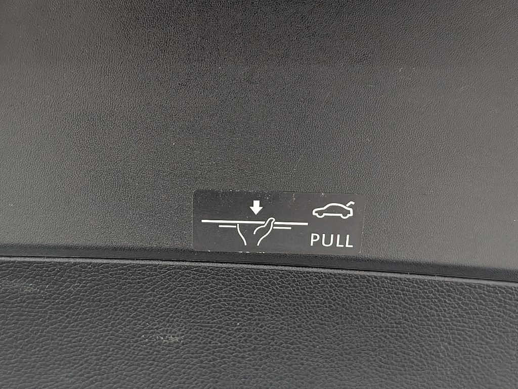 Used 2012 Volkswagen GTI 2-Door image 14