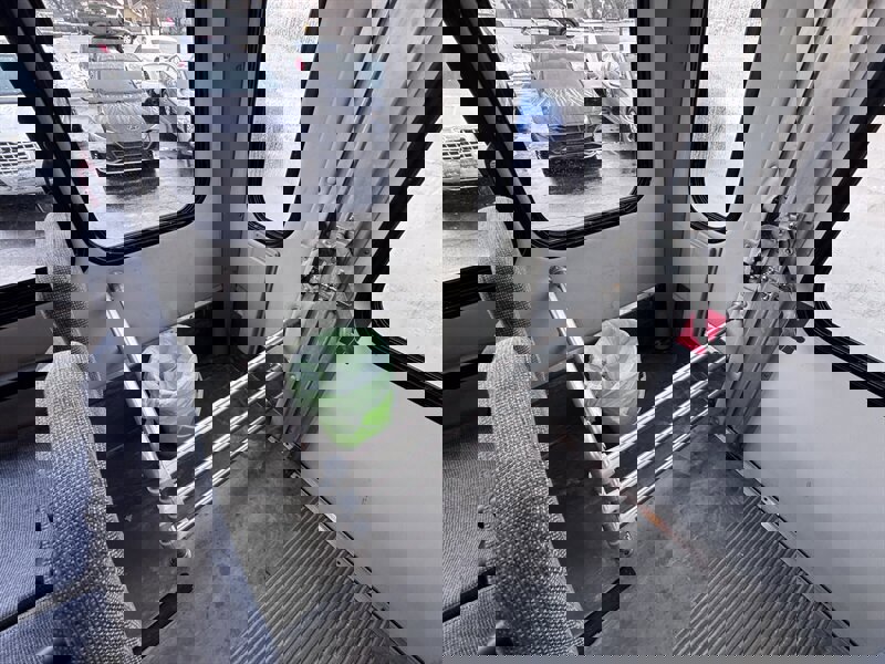 Used 2004 Chevrolet Express 3500 w/ RV Package.  Upfitter Option image 15