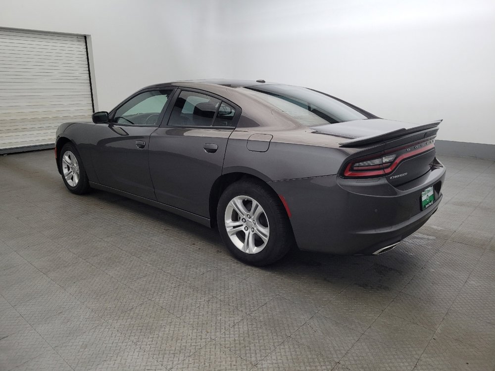 Used 2022 Dodge Charger SXT w/ Leather Interior Group image 5