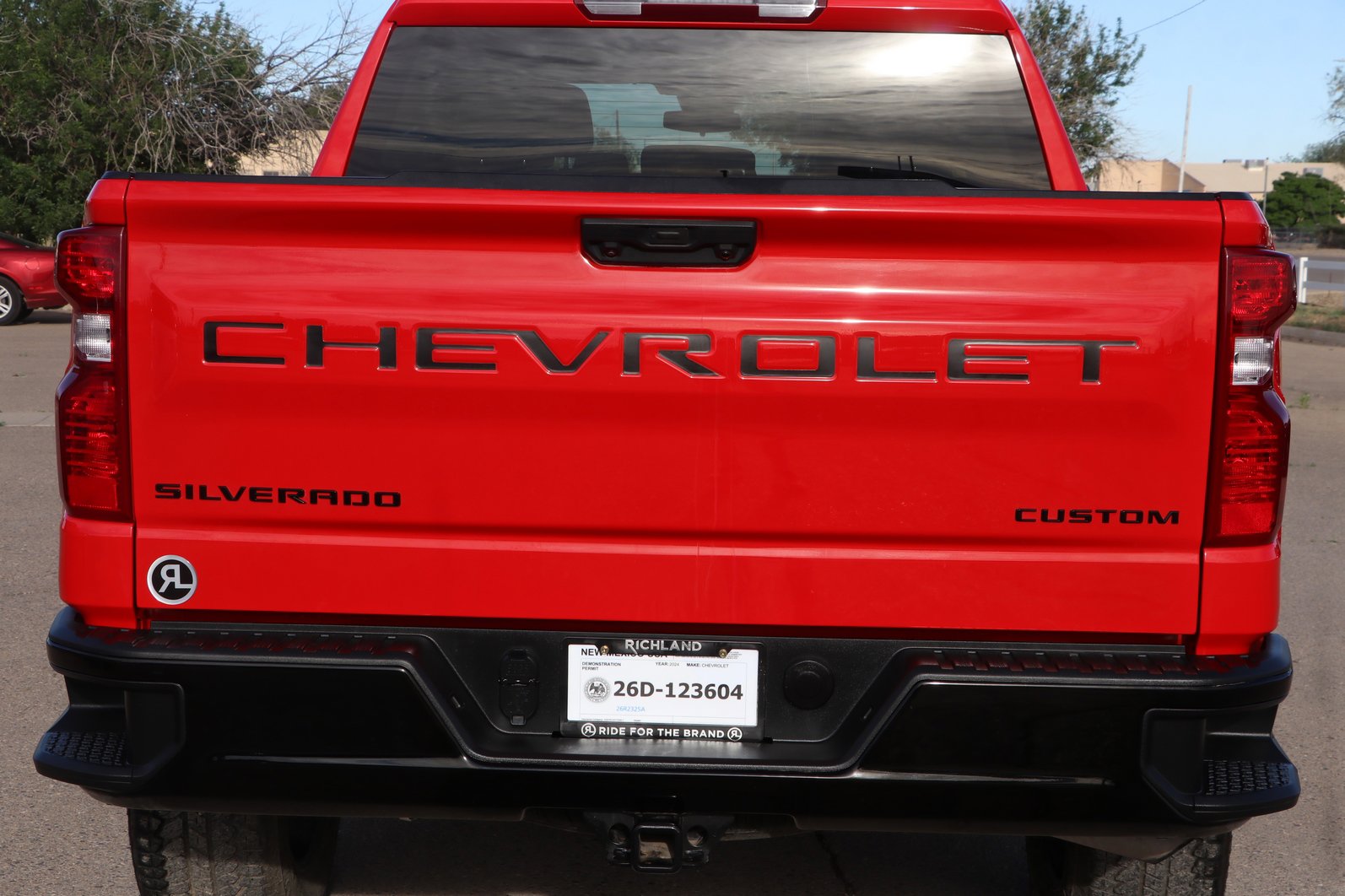 Used 2024 Chevrolet Silverado 1500 Custom Trail Boss w/ Turbomax Blackout Package image 6