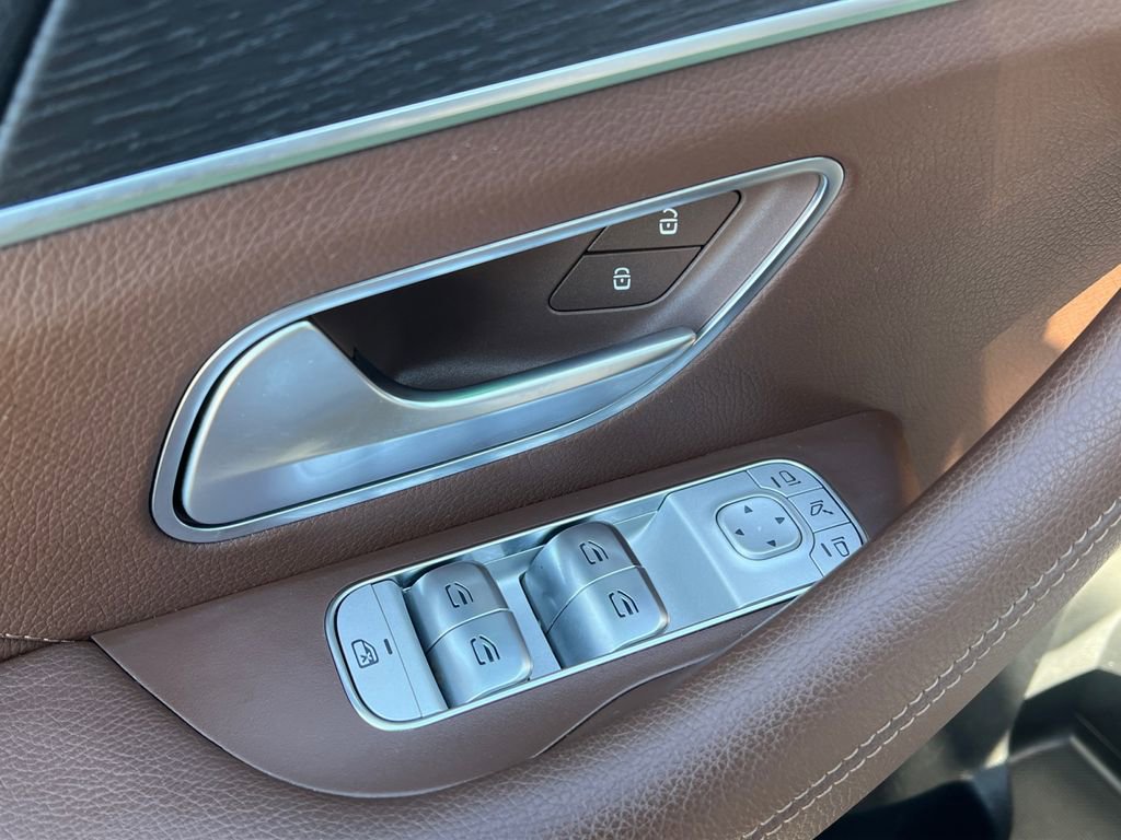 Used 2024 Mercedes-Benz GLE 350 4MATIC image 14