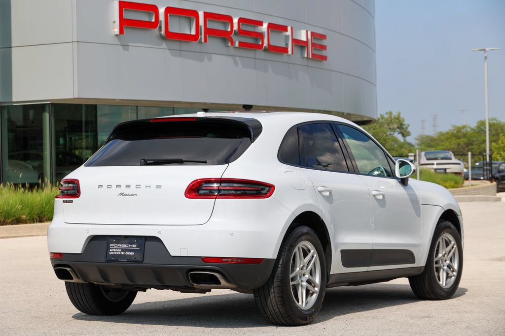 Certified 2017 Porsche Macan AWD/4WD image 12