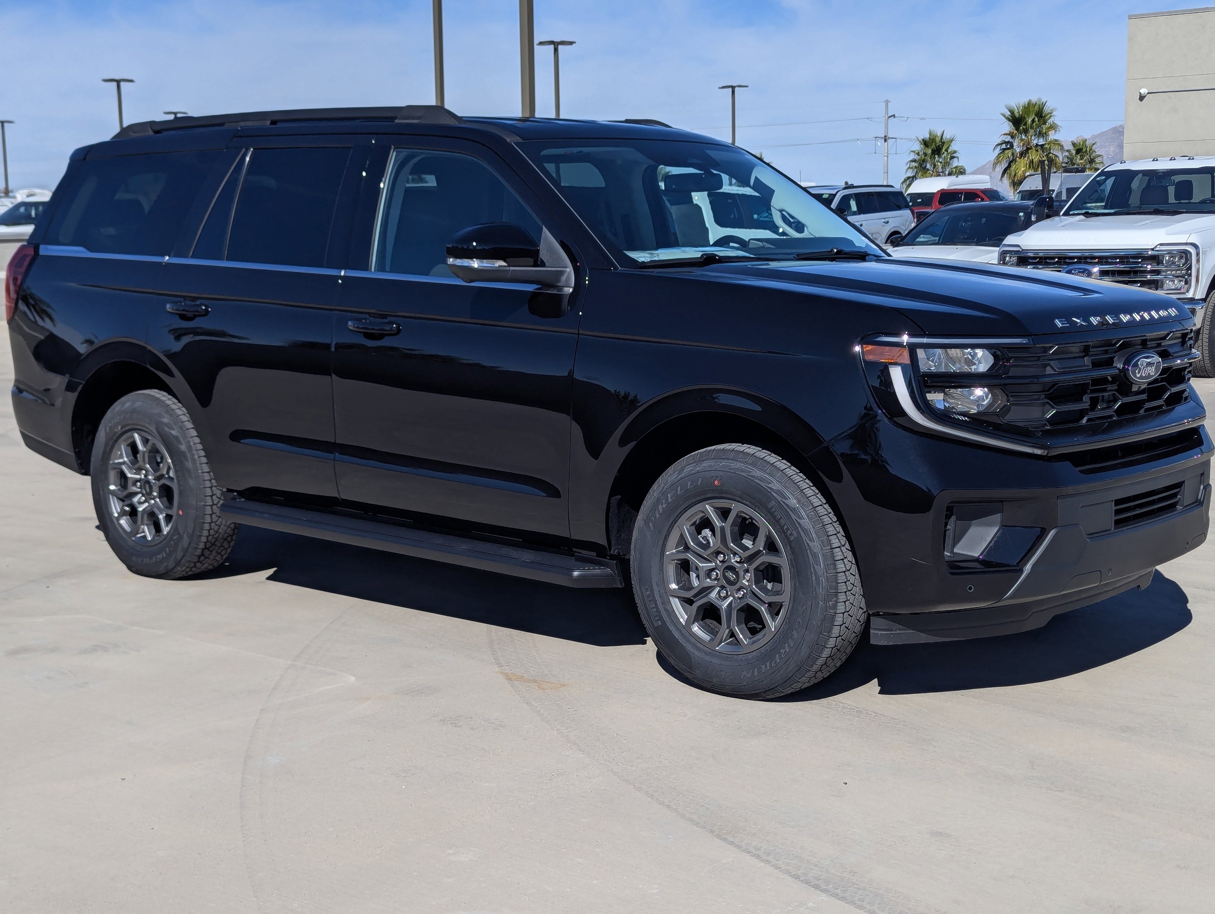 New 2026 Ford Expedition Active image 1