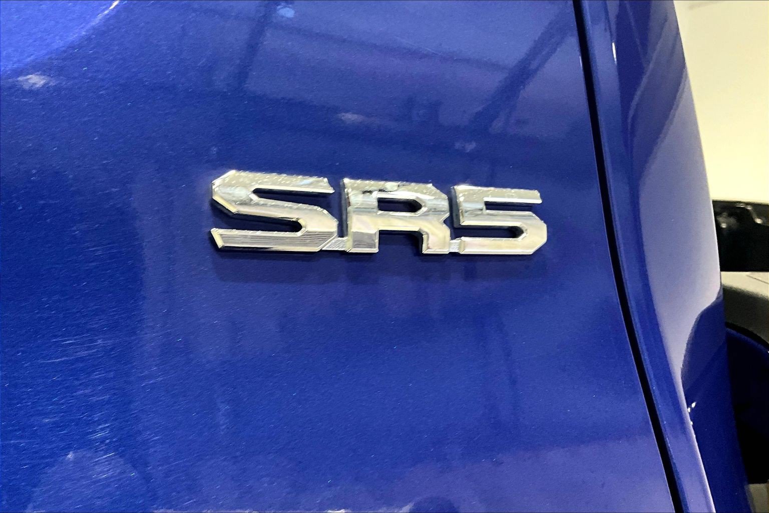 Used 2024 Toyota Tacoma SR5 AWD/4WD image 25