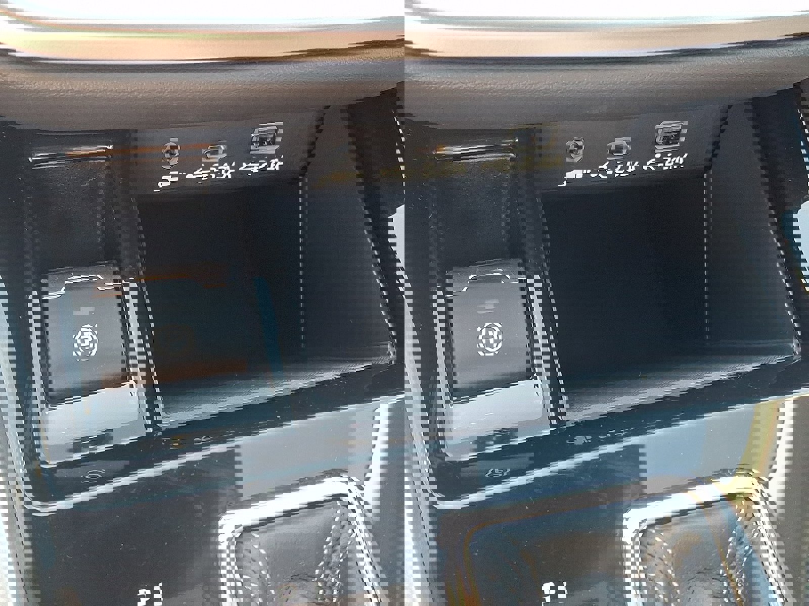 Certified 2025 Subaru Outback Premium AWD/4WD image 24