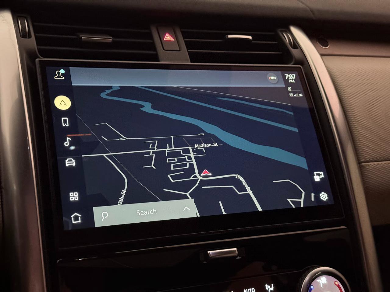 Used 2022 Land Rover Discovery HSE R-Dynamic image 34