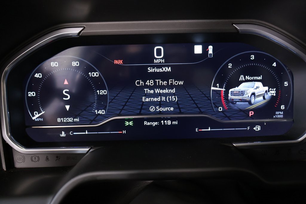 Used 2022 GMC Sierra 1500 AT4 w/ AT4 Preferred Package image 4