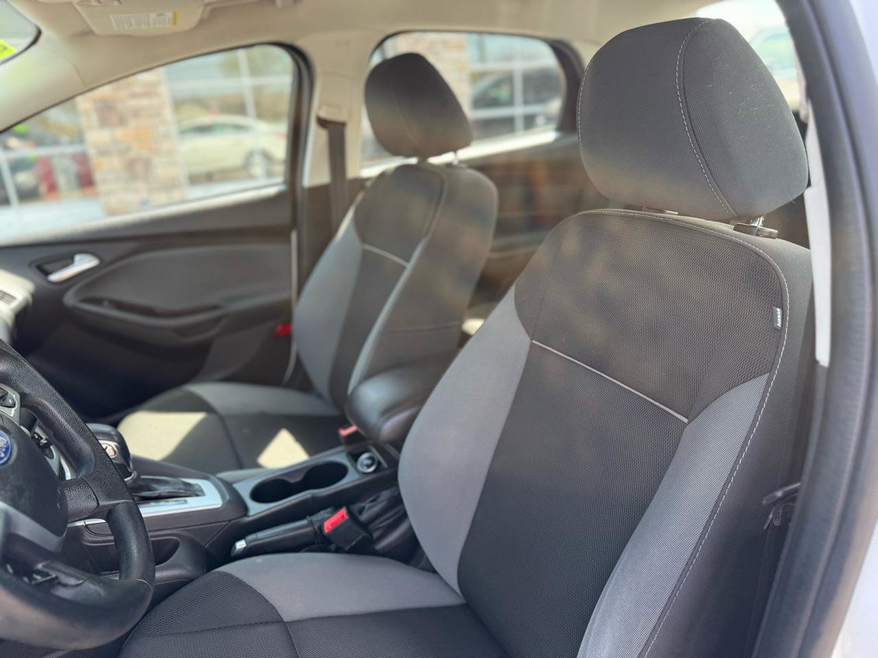 Used 2014 Ford Focus SE image 14