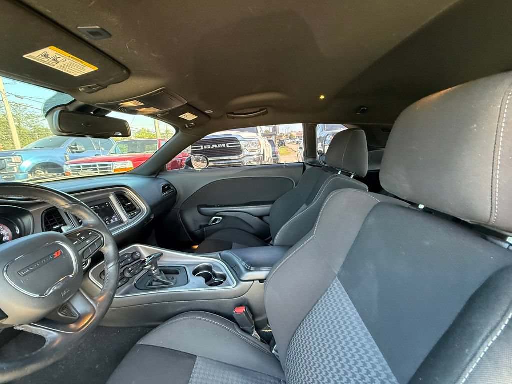 Used 2022 Dodge Challenger R/T w/ Blacktop Package RWD image 11