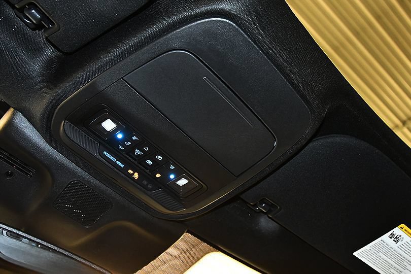 Used 2025 Ford Expedition Tremor AWD/4WD image 25