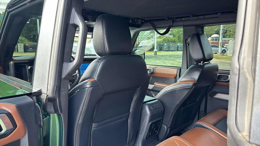Used 2023 Ford Bronco Outer Banks image 45