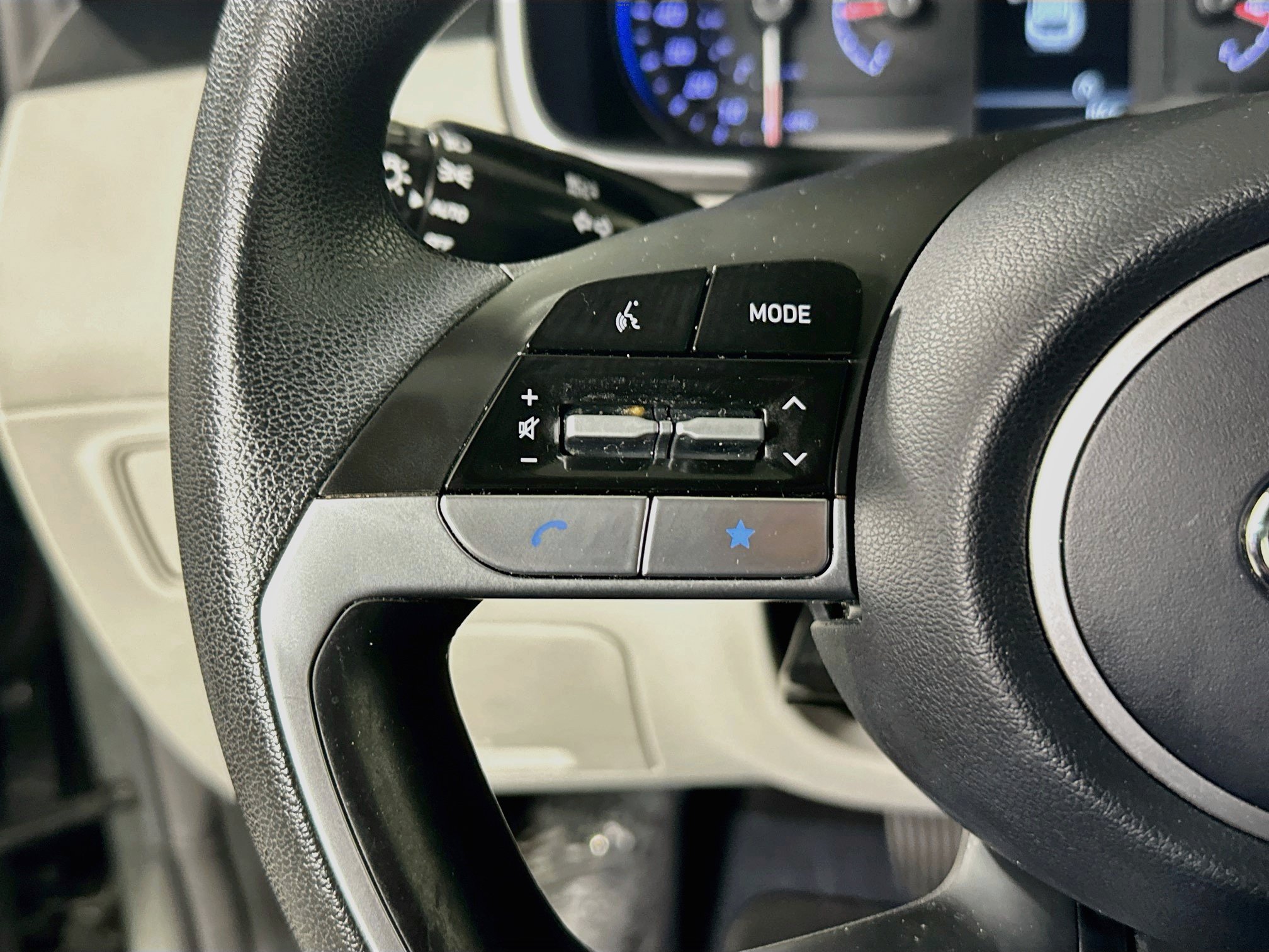 Used 2022 Hyundai Tucson SEL FWD image 16