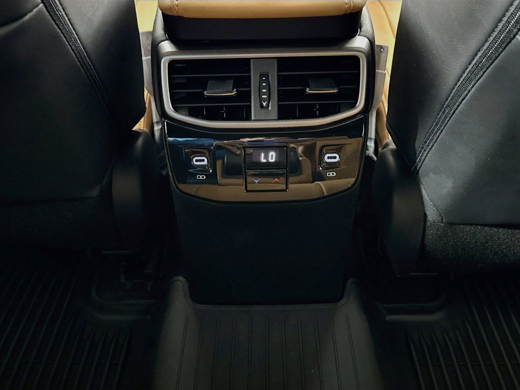 Certified 2023 Lexus RX 350 Premium Plus w/ Cold Area Package FWD image 27