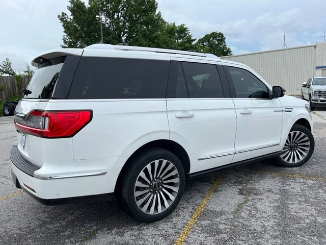 Used 2020 Lincoln Navigator Reserve w/ Luxury Package AWD/4WD image 6